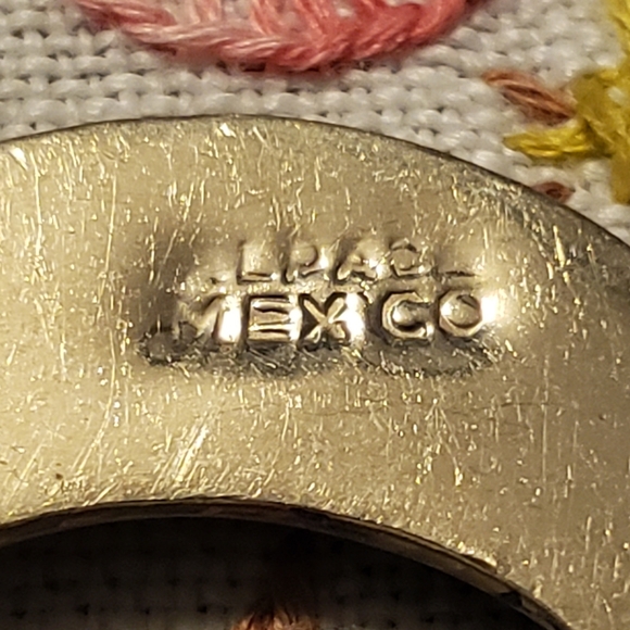 Beautiful Alpaca And Mexico Abalone Half Moon Pendant Only - Picture 6 of 6